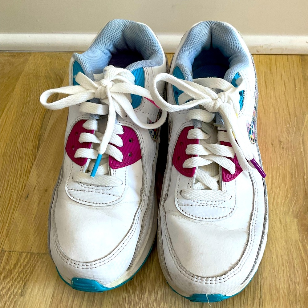Nike Air Max 90 Girls Size 5